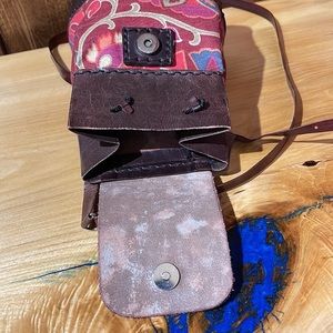 HANDMADE LEATHER AND CANVAS BUCKET BAG